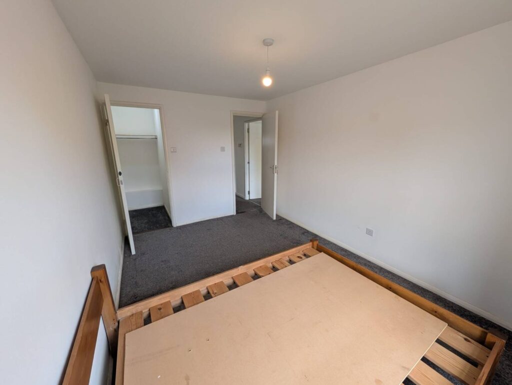 Flat Phillimore Gardens in Greater London
