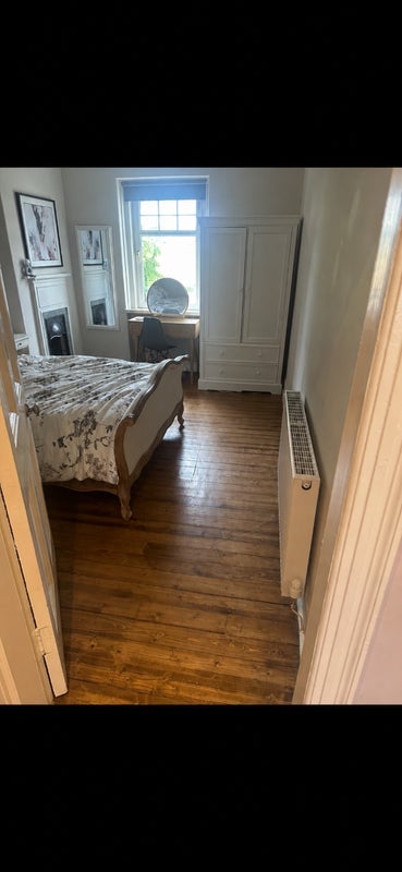 Room Lasswade Road in City of Edinburgh