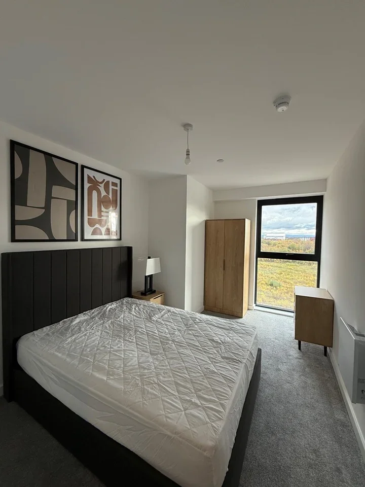 Flat Ordsall Lane in Salford
