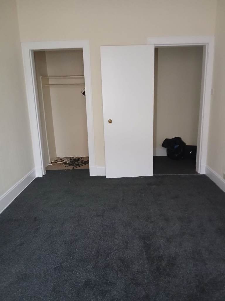 Flat Wardlaw Drive in Rutherglen