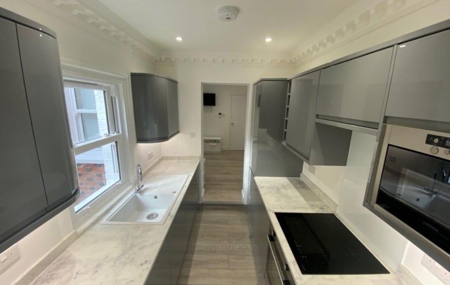 Flat Filey Road in Reading