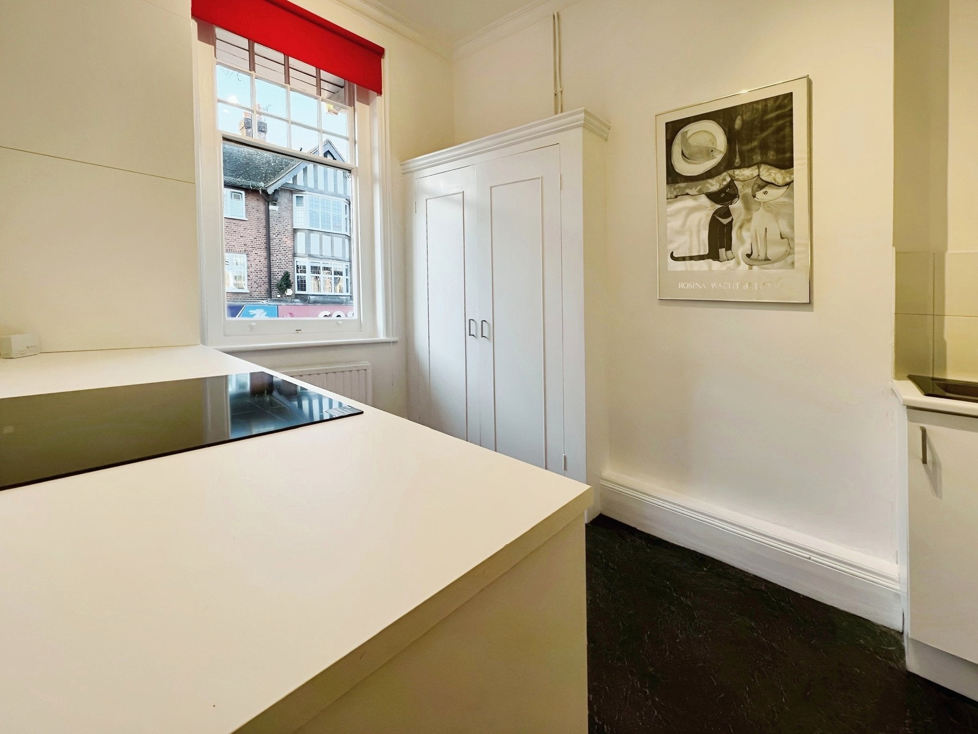Flat Packhorse Road in Gerrards Cross