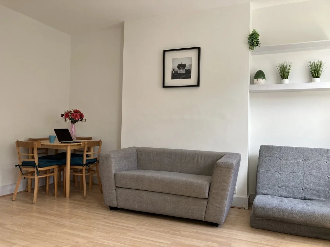 Flat Earl's Court Road in Greater London