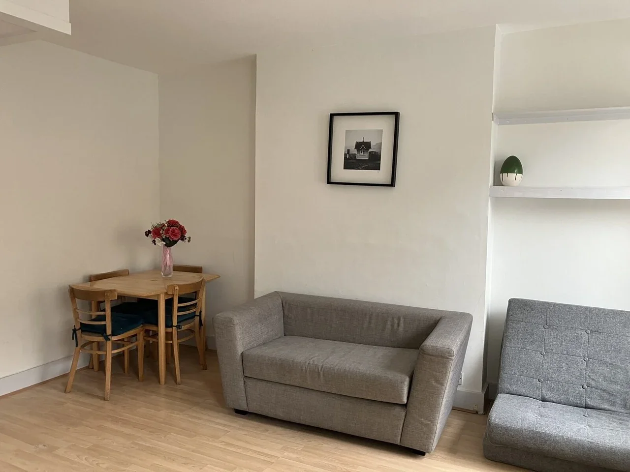 Flat Earl's Court Road in Greater London