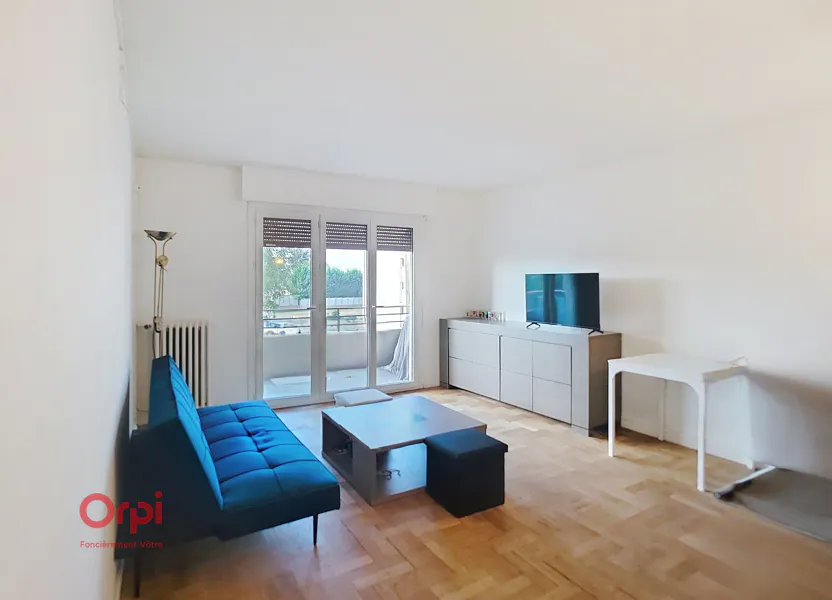 Flat Boulevard Henri Dunant in Angers