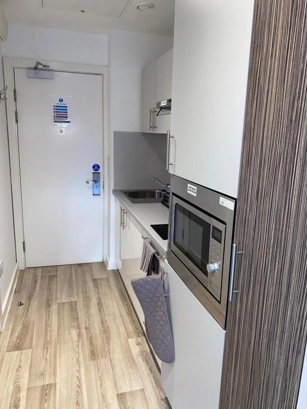 Flat Pitt Street in Newcastle upon Tyne