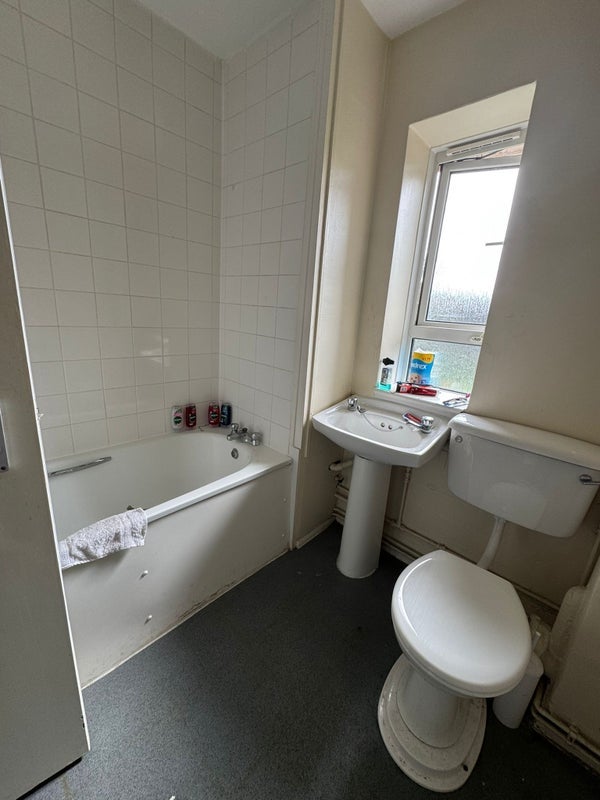 Flat Glazebrook Close in Greater London