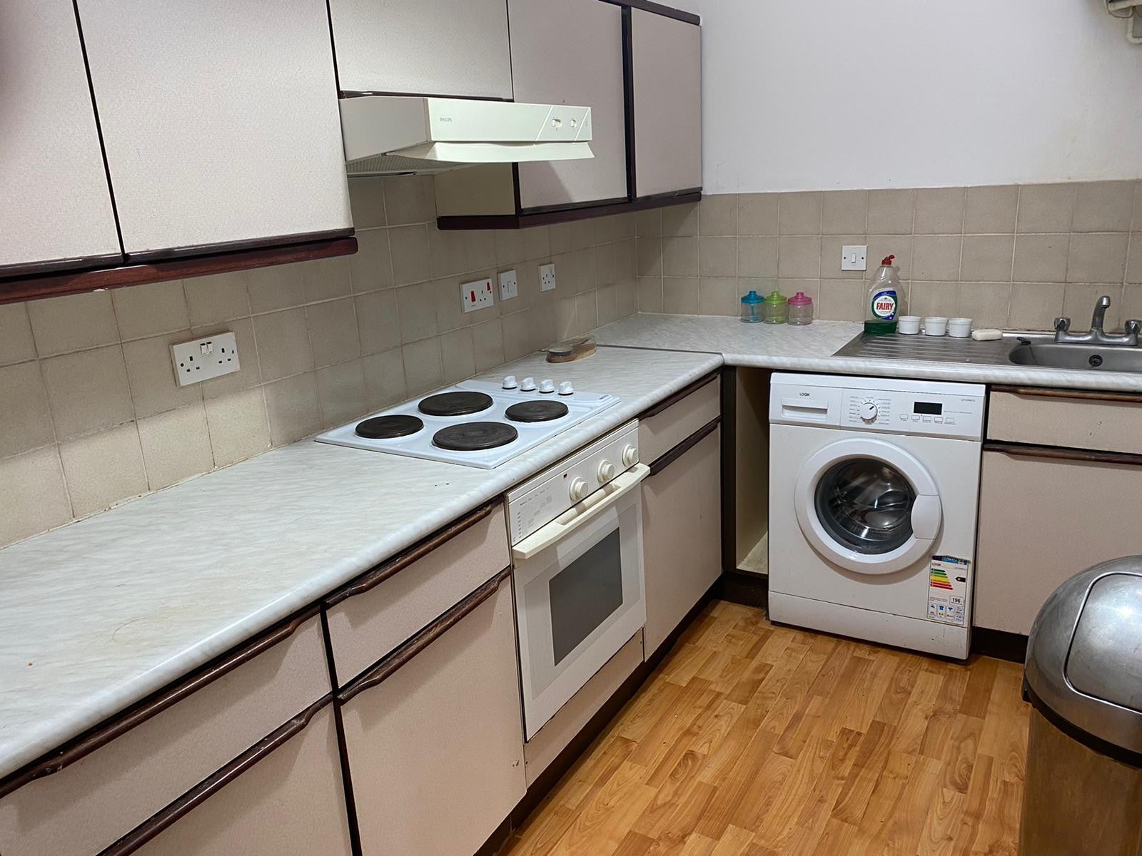 House Elgar Close in Greater London