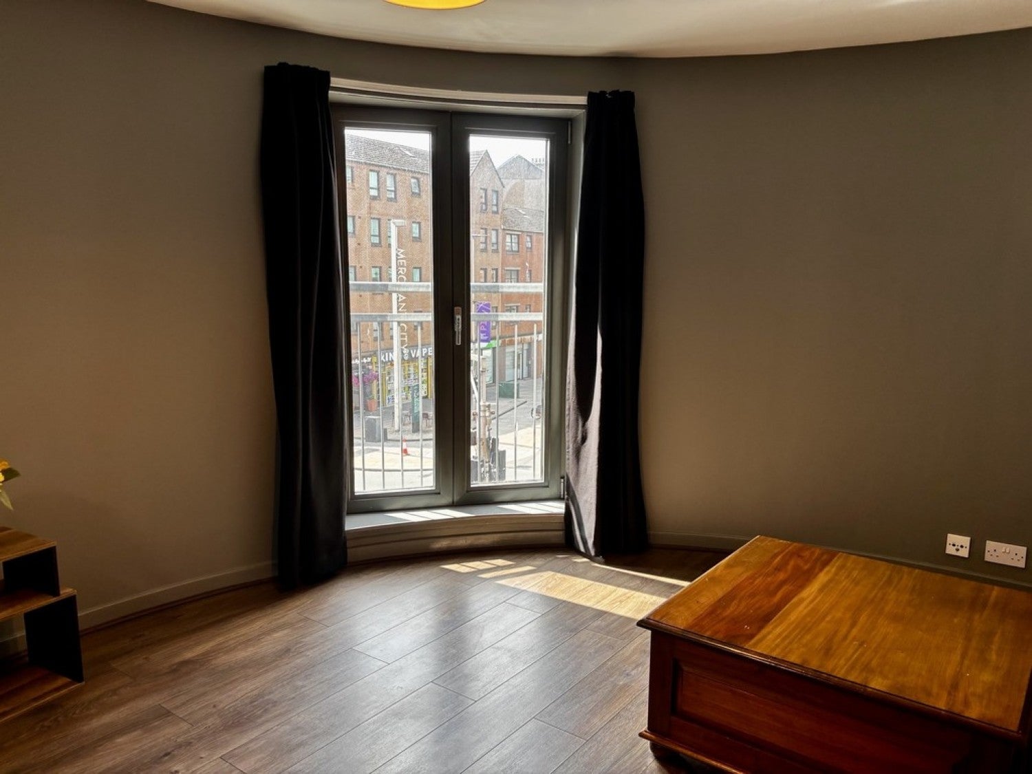 Flat Blackfriars Road in Glasgow