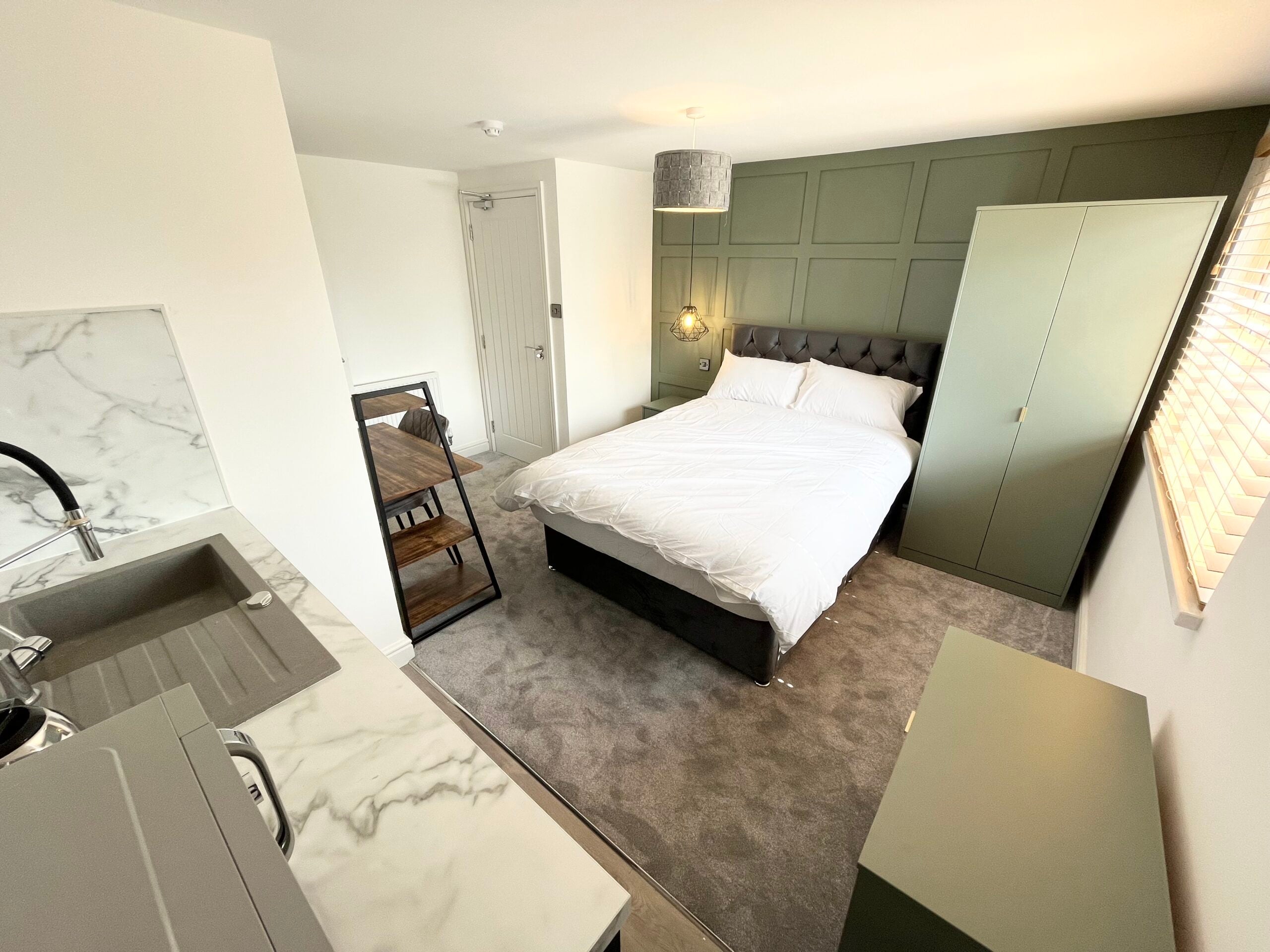 Room St Margarets Road in Peterborough