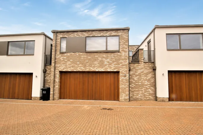 House Knightly Avenue in Cambridge