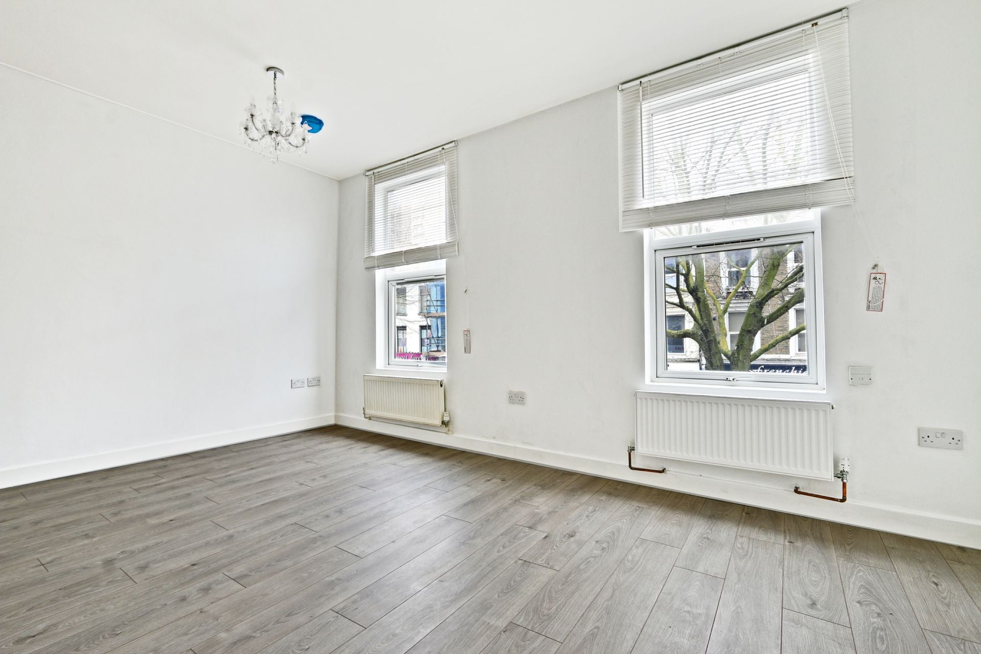 Flat Fonthill Road in Greater London