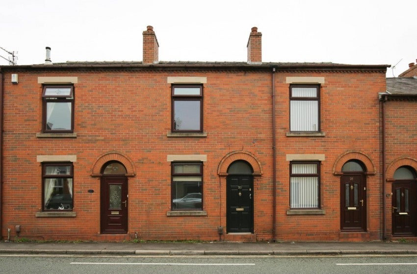 House Wigan Road in Wigan