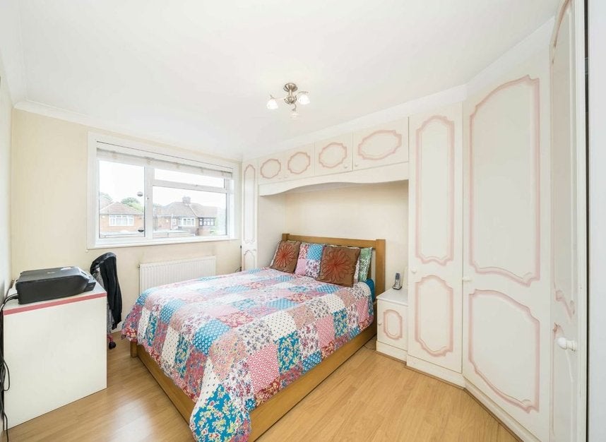 House Sandhurst Road in Greater London