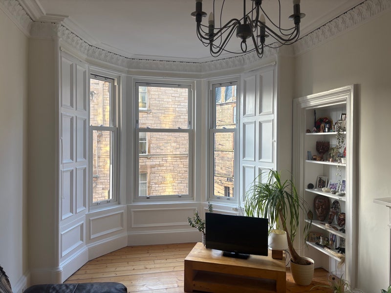 Flat Raeburn Place in City of Edinburgh