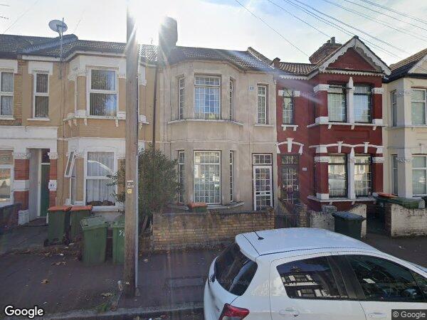 Flat Heigham Road in Greater London