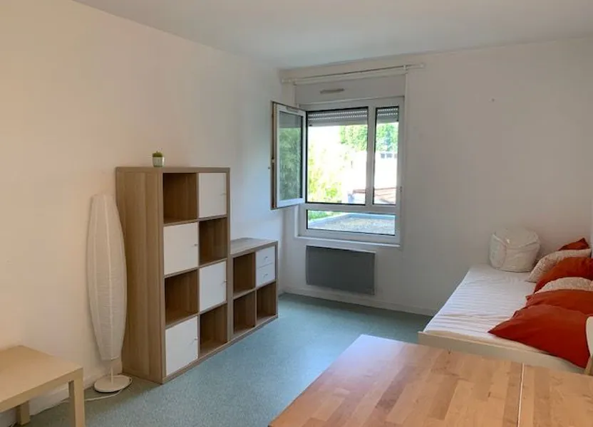 Flat Rue des Époux Lesgourgues in Talence