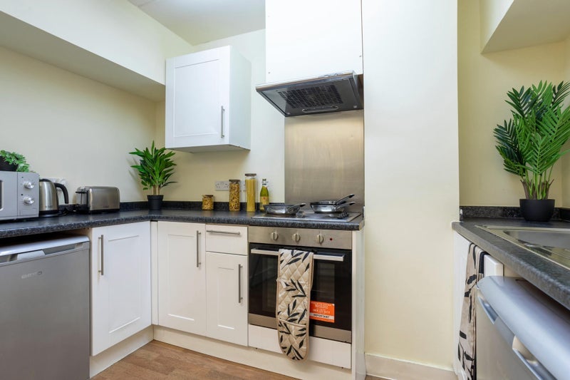 Room Lower Chatham Street in Manchester