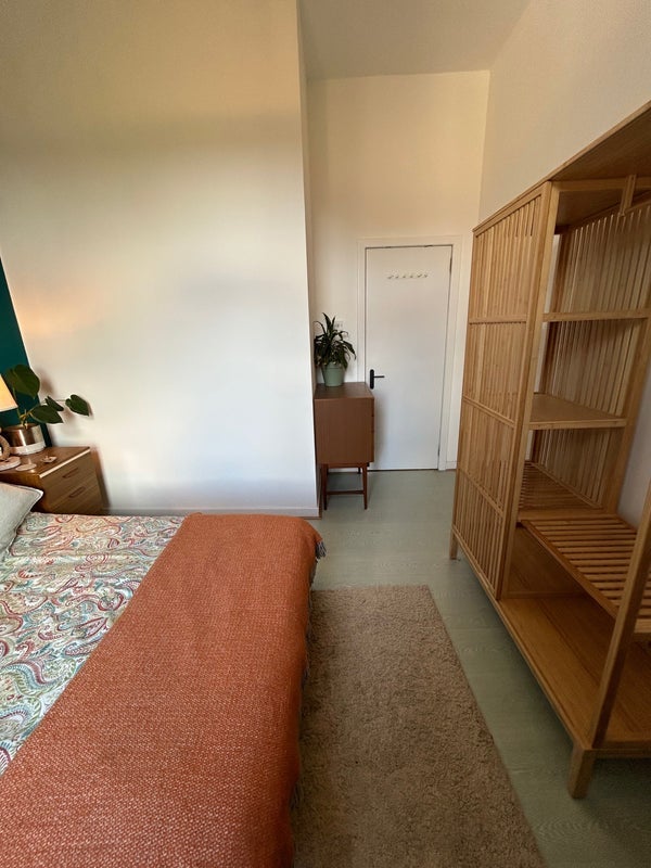 Room Cathcart Road in Glasgow