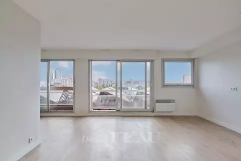 Appartement Rue Pajol à Paris
