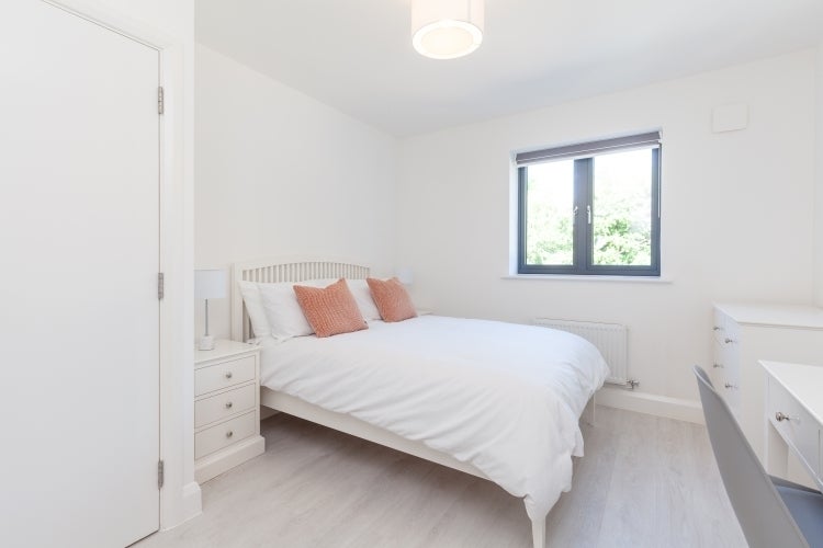 Room Watts Way in Cherwell District