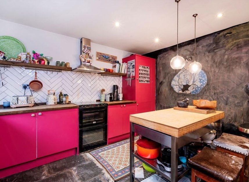 Flat St Ervans Road in Greater London