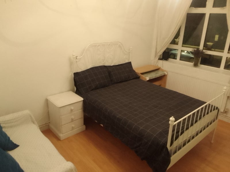 Flat Beresford Terrace in Greater London