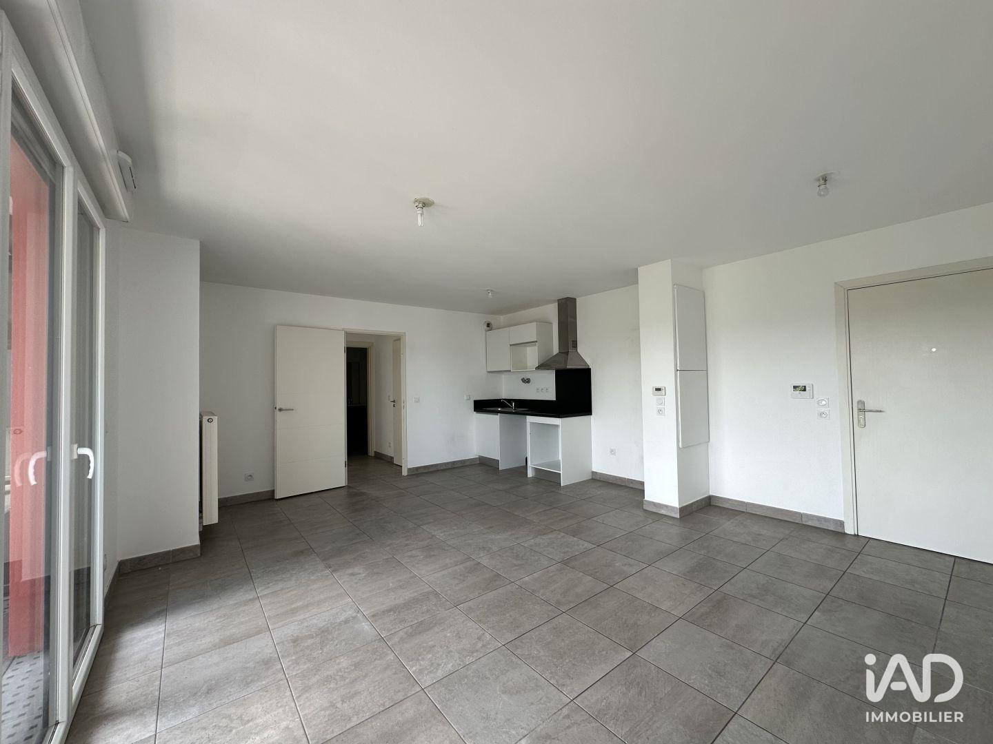 Flat Rue Florence Arthaud in Villenave-d'Ornon