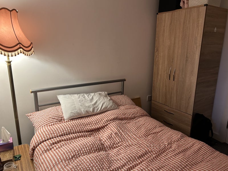 Room Hulme High Street in Manchester