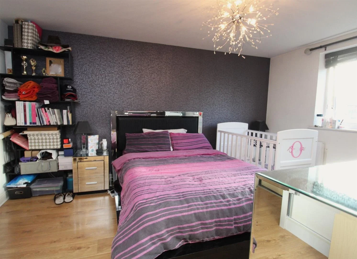 Flat Orton Grove in Greater London