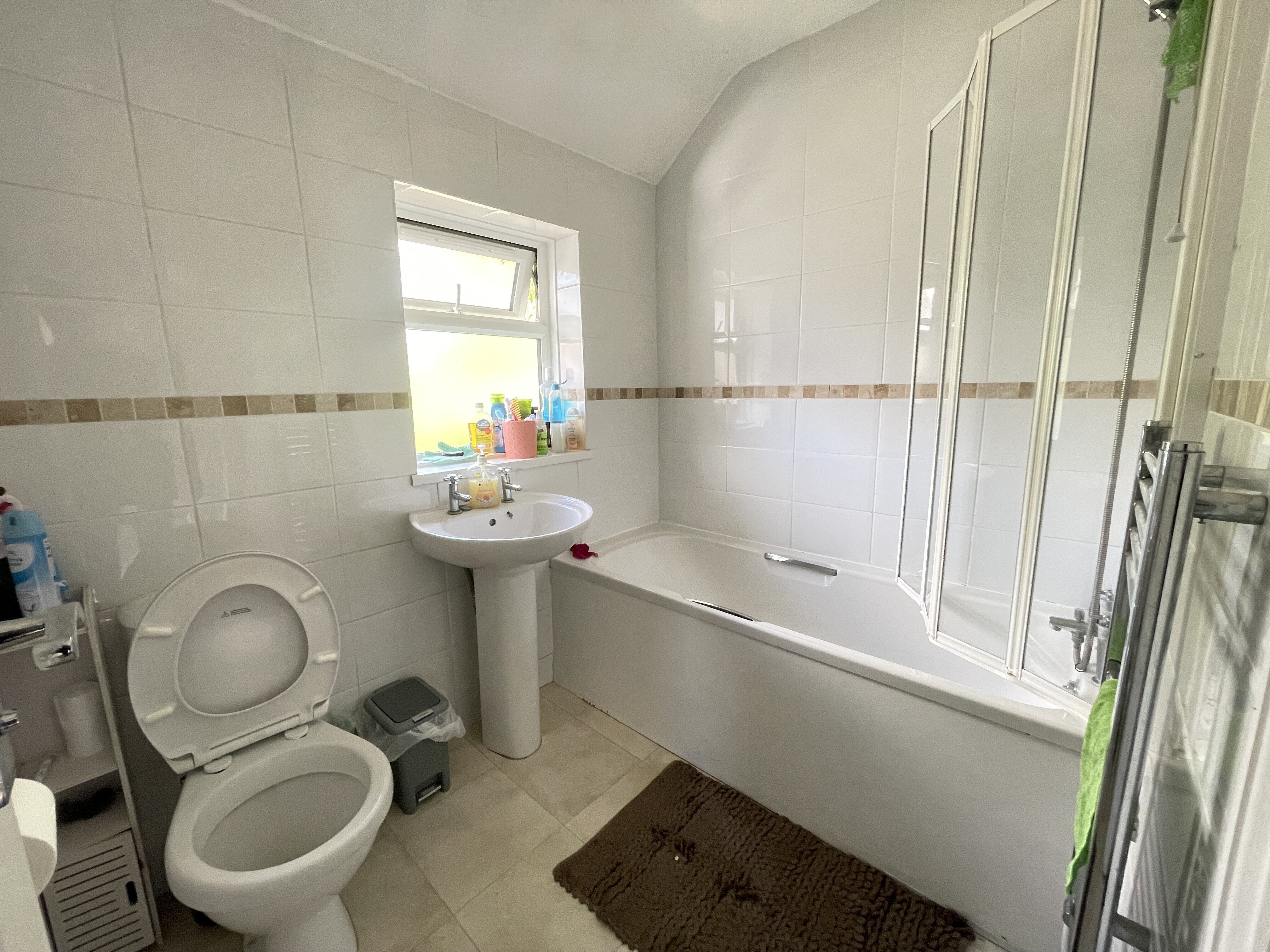 Room Birchfield Grove in Milton Keynes