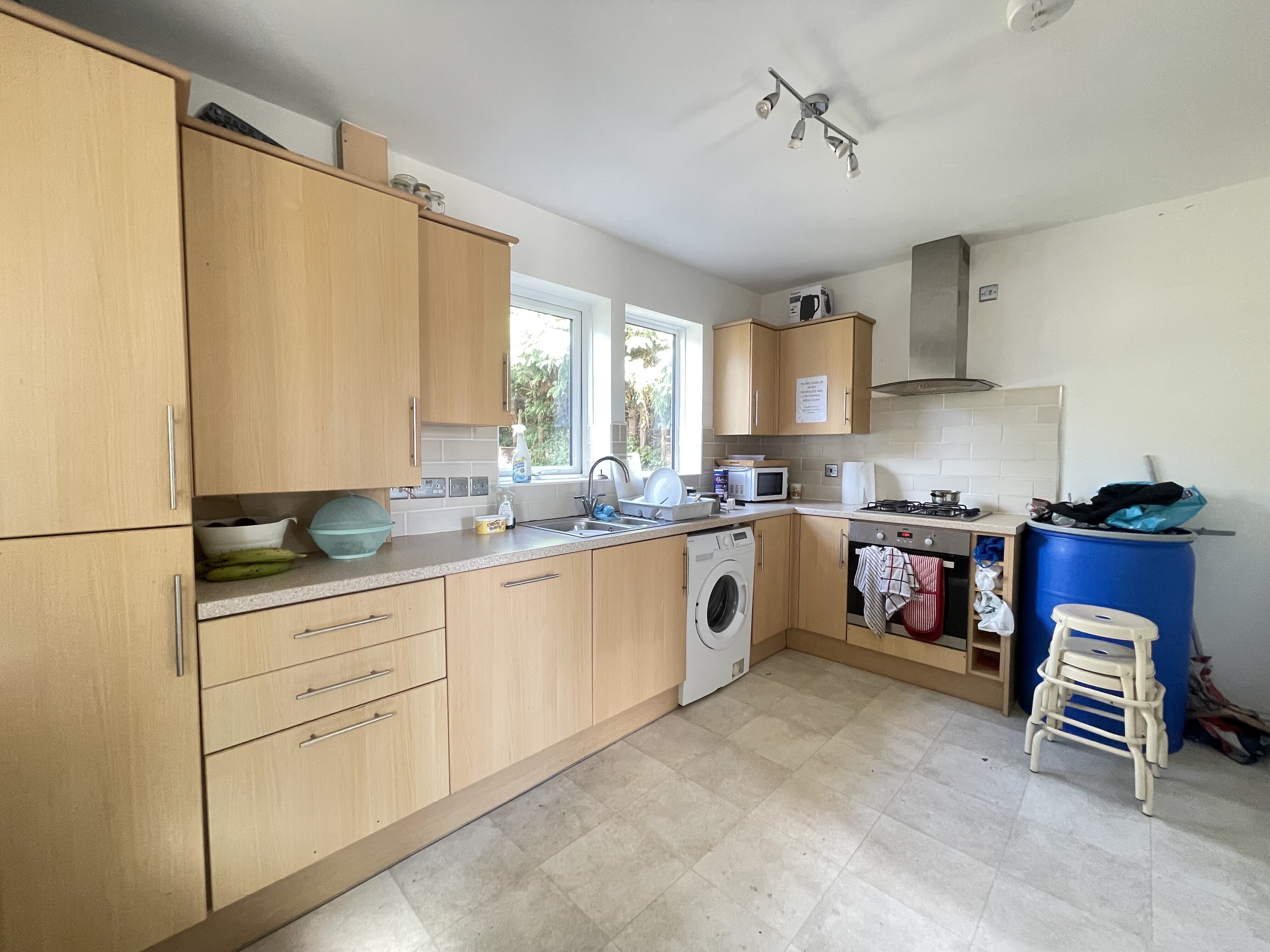 Room Birchfield Grove in Milton Keynes