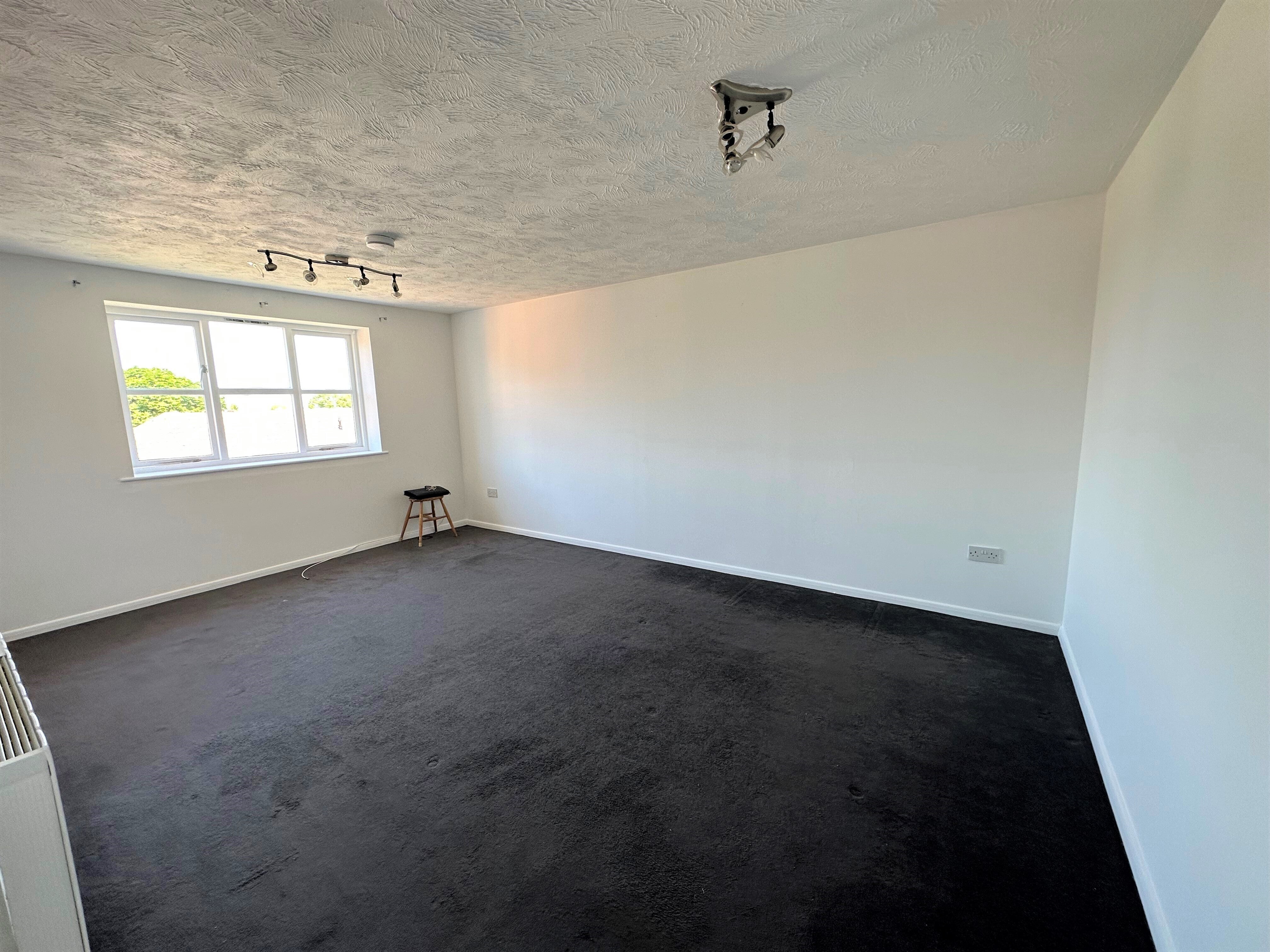 Flat Marmet Avenue in North Hertfordshire