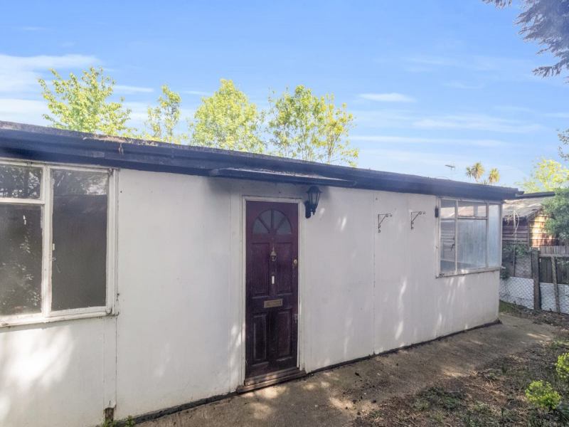 Room Ector Road in Greater London