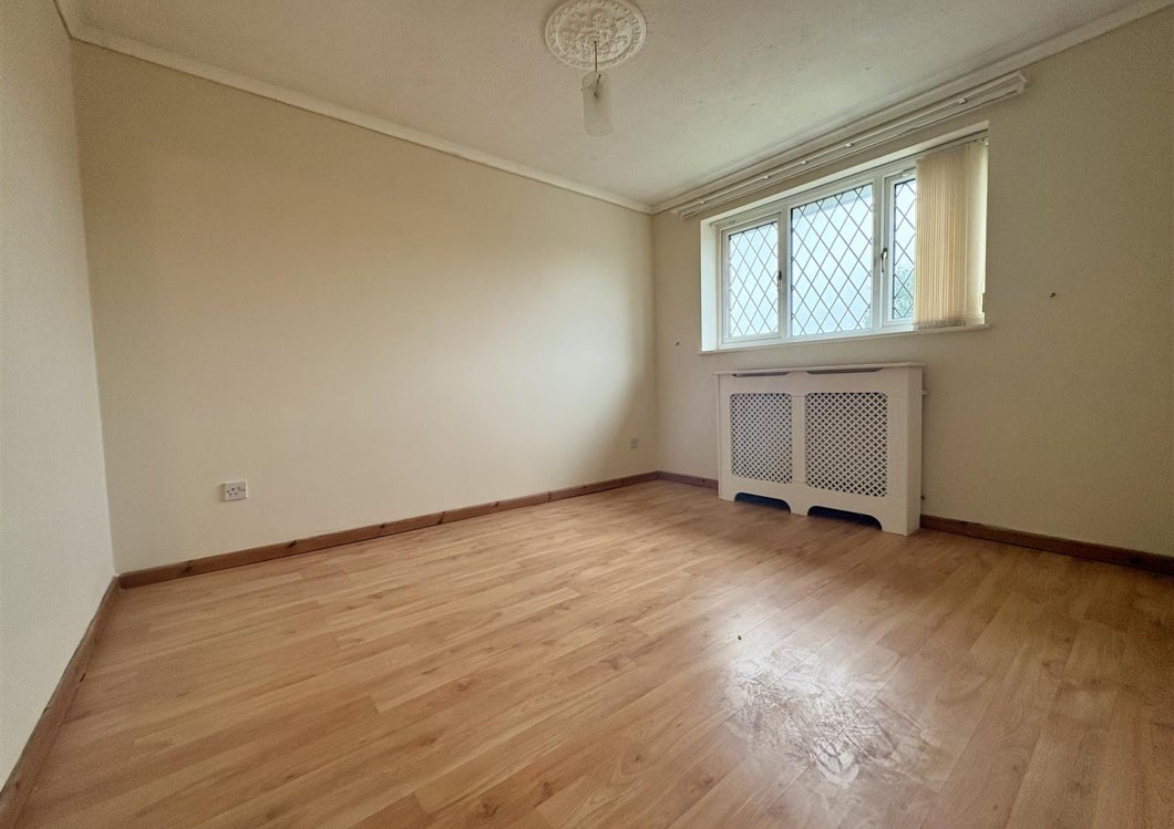 House MANTILLA DR in Coventry