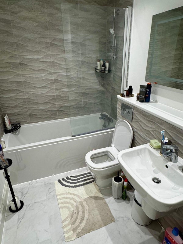Room Napoleon Avenue in Bristol