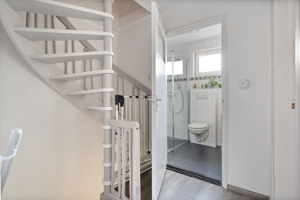 Tussenwoning te koop: van Dieststraat 24, Tubbergen
