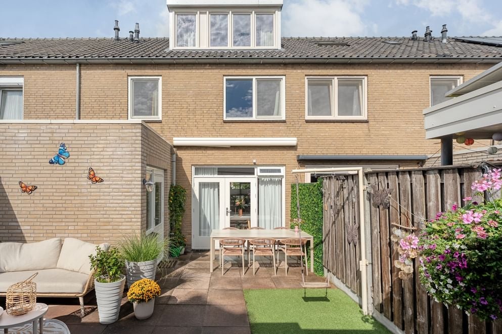 Tussenwoning te koop: van Dieststraat 24, Tubbergen