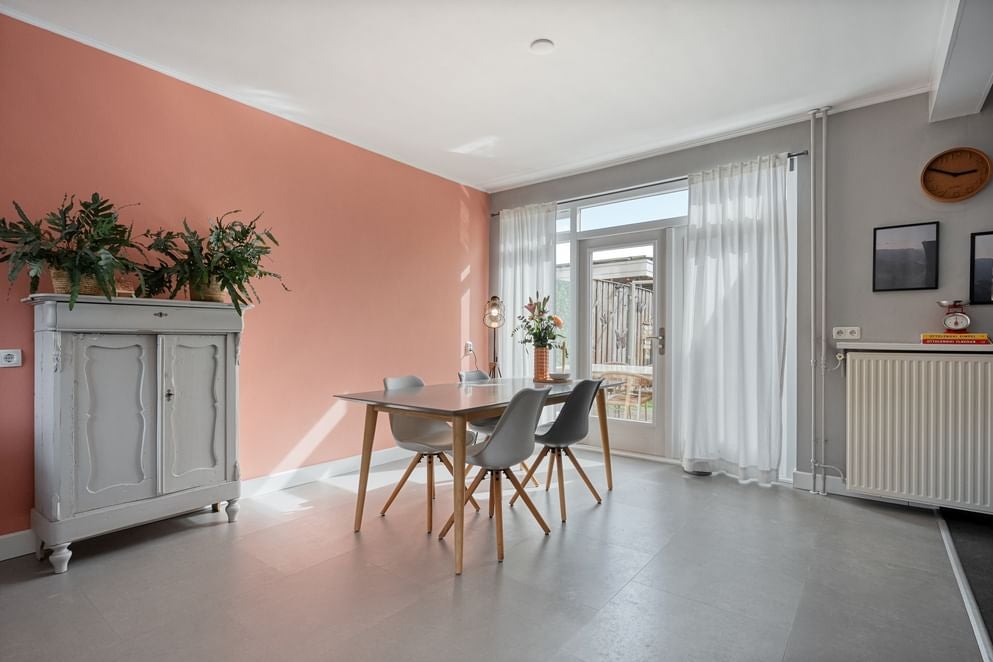 Tussenwoning te koop: van Dieststraat 24, Tubbergen