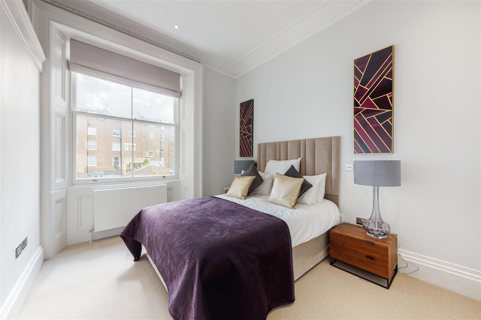 Flat Queen's Gate Terrace in Greater London
