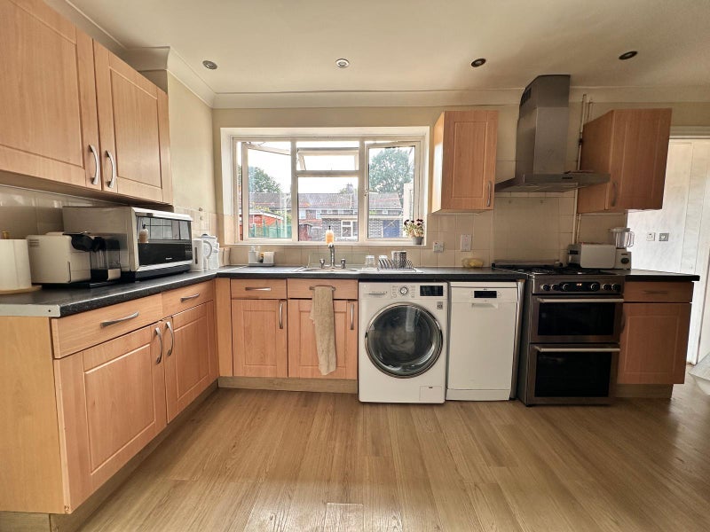 Room Path Link in Crawley