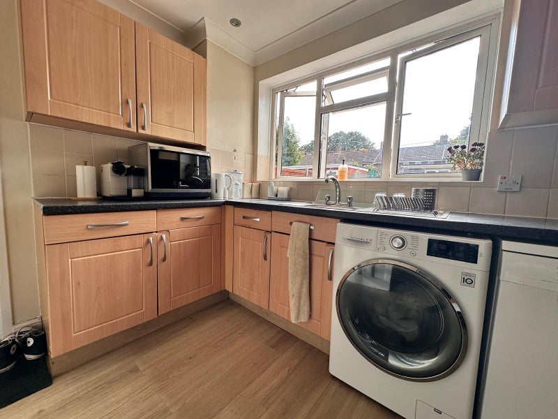 Room Path Link in Crawley