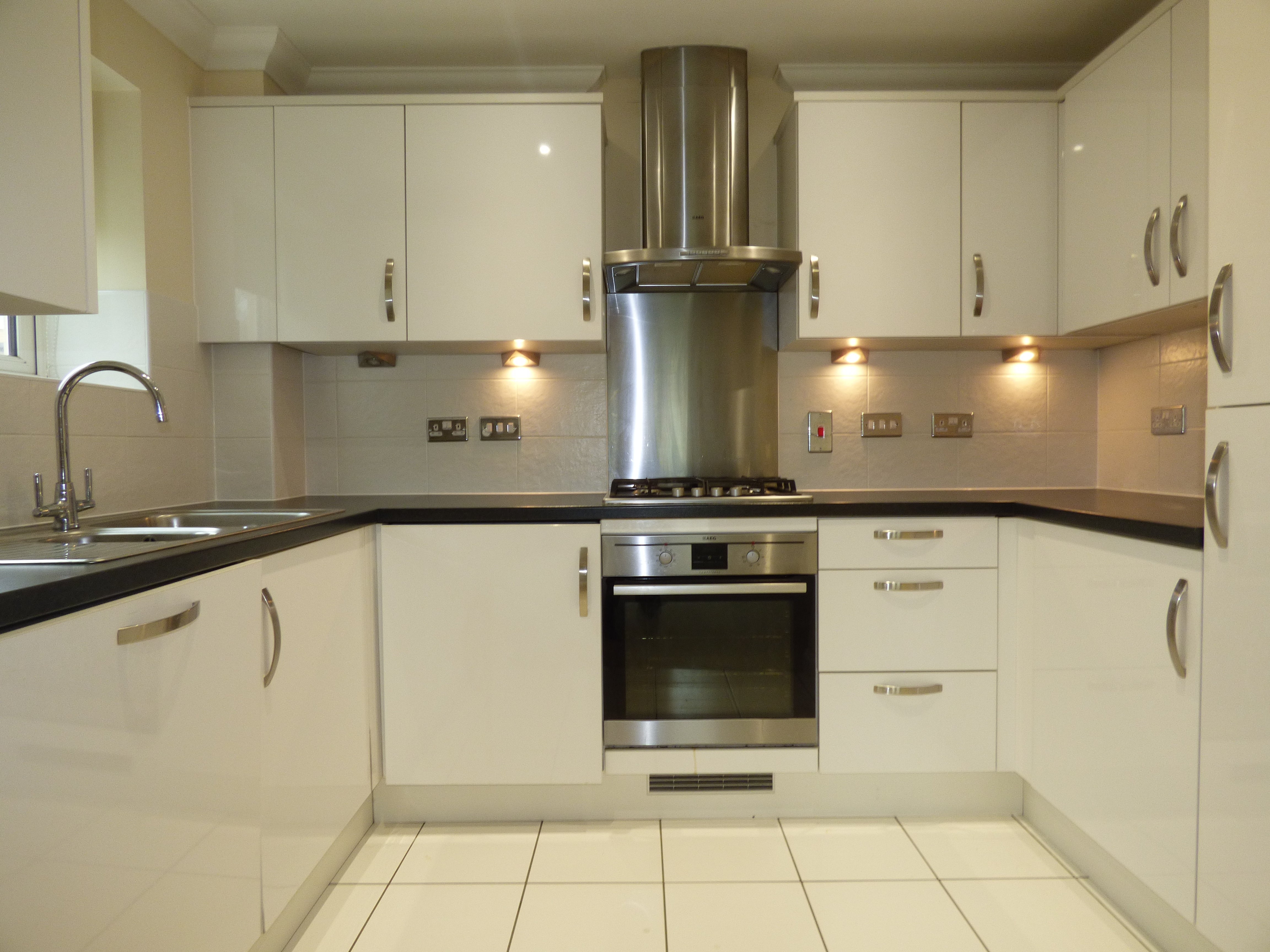 Flat Tiltman Lane in Milton Keynes