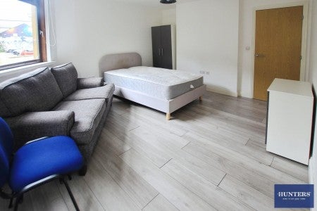 Flat James Street in Bradford
