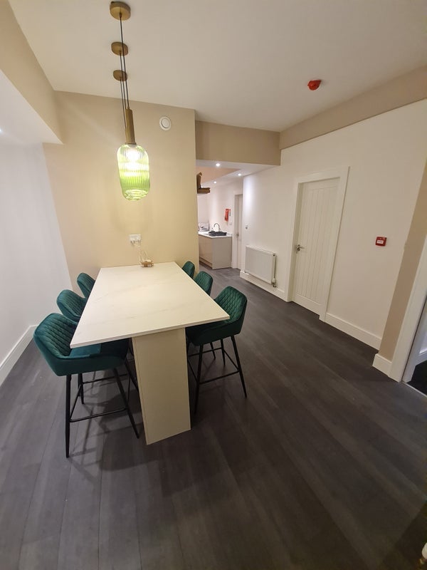 Room Fleet Lane in Earlestown