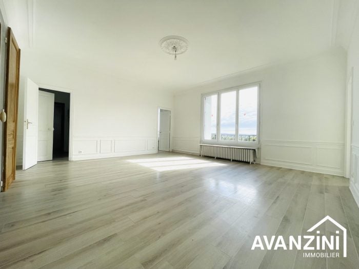 Flat Grande Rue in Villiers-sur-Morin