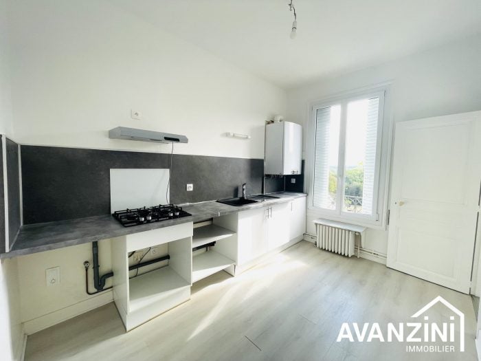 Flat Grande Rue in Villiers-sur-Morin