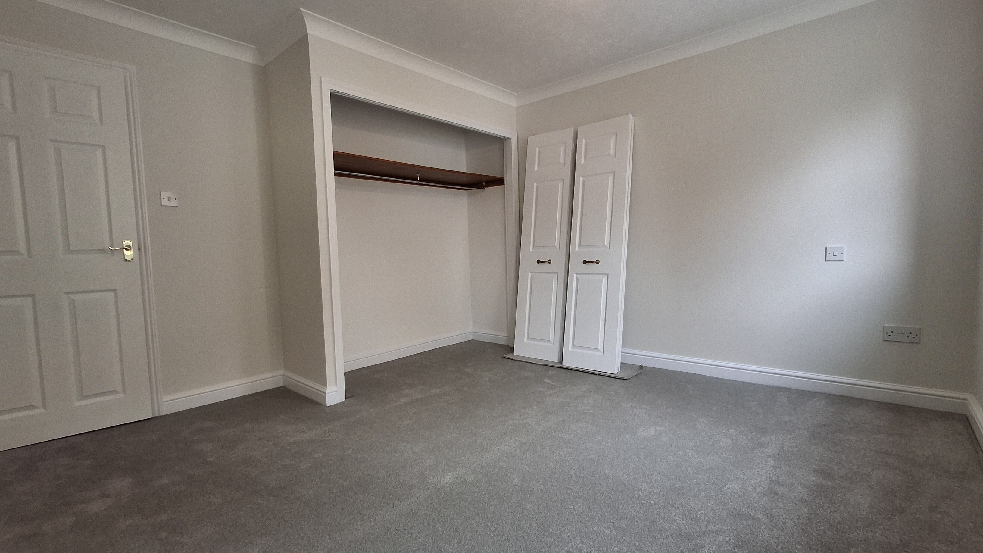 House Sharps Court in North Kesteven