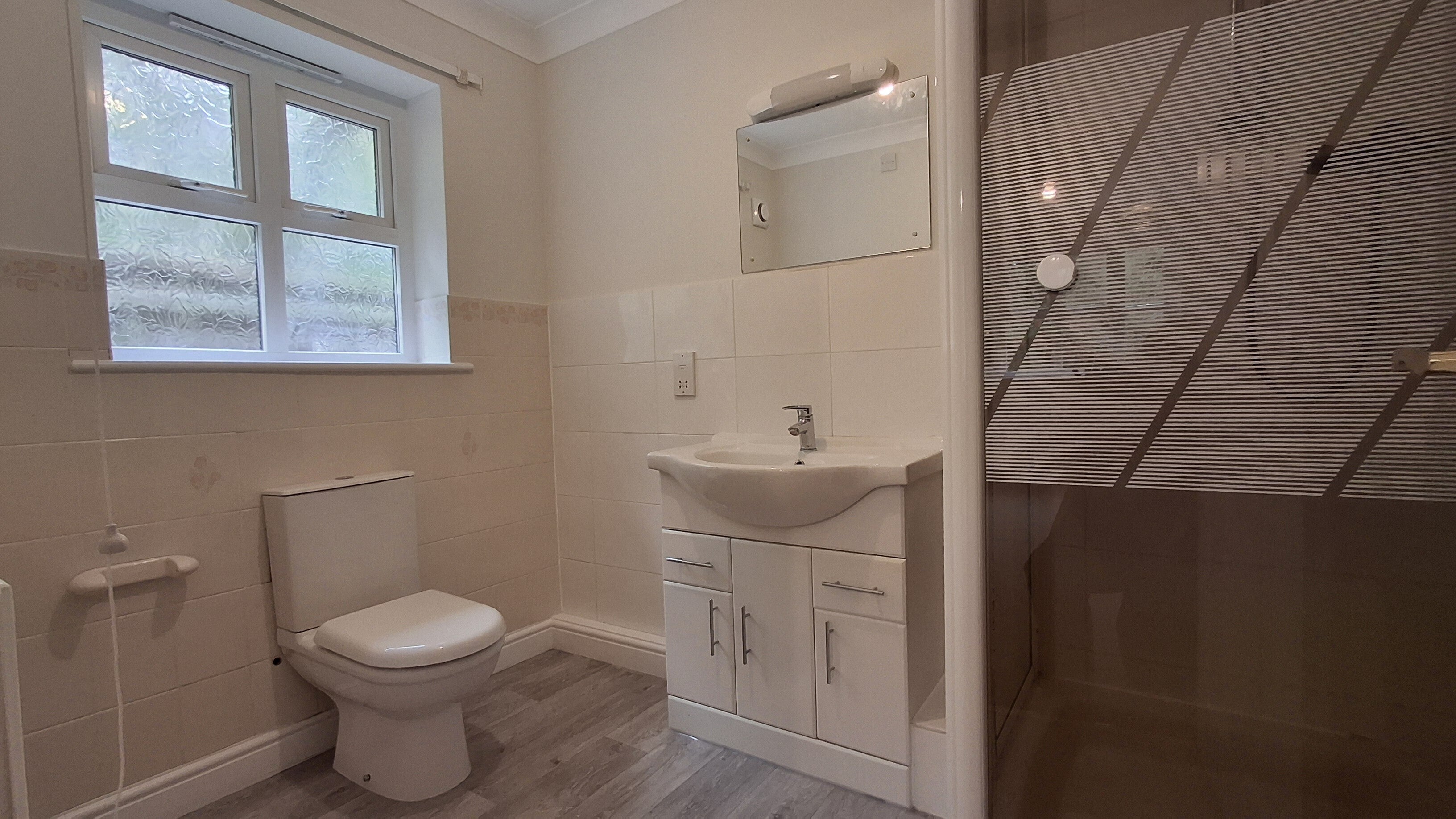 House Sharps Court in North Kesteven