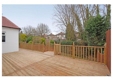 House Highview Gardens in Greater London